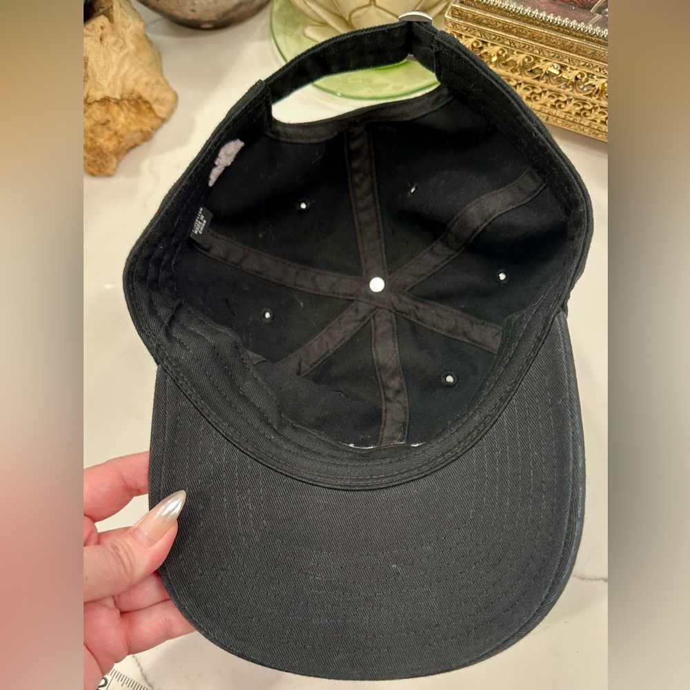 Blackpink x verdy Exvlusive Collab Born Pink, Girls Don’t Cry, Dad Hat EUC - Picture 13 of 17